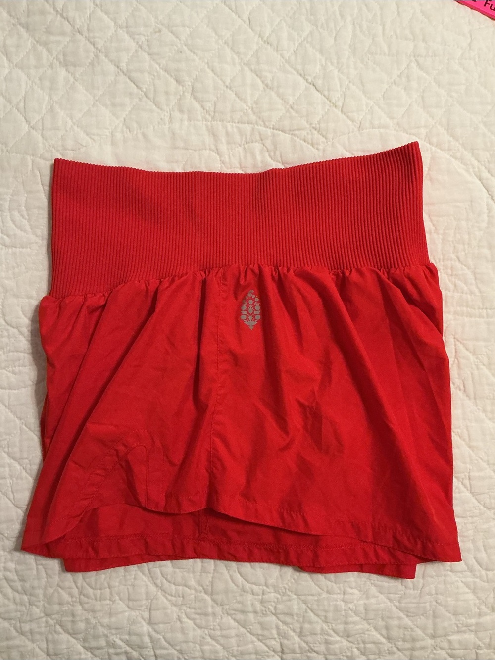 FP Movement Carpe Diem Shorts, Red, Women’s Medium - Picture 2 of 15